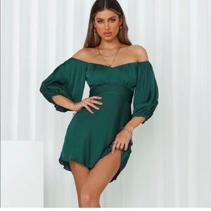 Elegant Green Off-Shoulder Dress